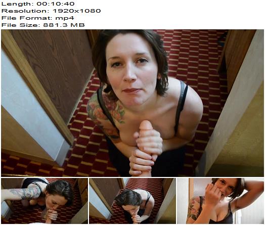 New Years Kiss With Mom preview