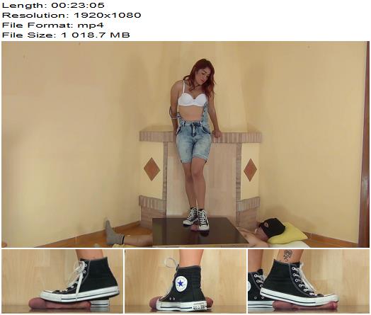 Cockboard Trampling in well used Converse Chucks By Lara Cuore preview