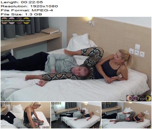 Squeeze N Smother  Jenni Czechs Anaconda Legs preview