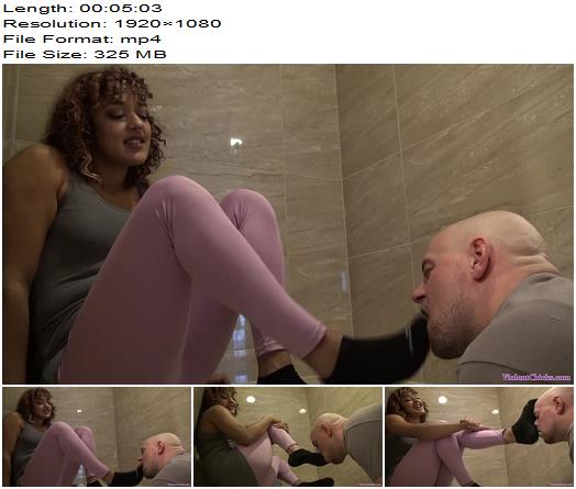 Miss Daisy teases and torments her foot  Foot Worship preview