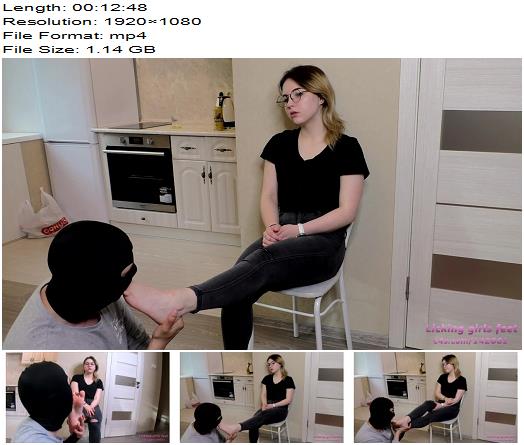 NATALY  Soft feet  Foot Worship preview