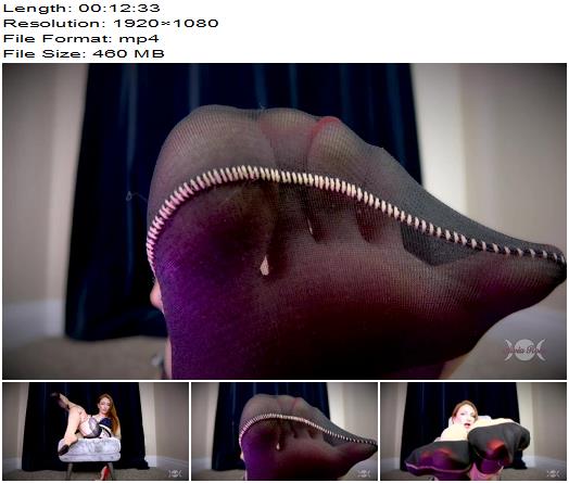 Goddess Olivia Rose  Sniff  Stroke To My Smelly Stockings  Footworship preview