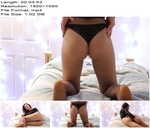 Queen Cyreen  Good Boys Pay for Ass Worship preview