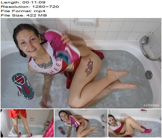 xxSmiley  Cheerleader with Nikes  Fetish preview