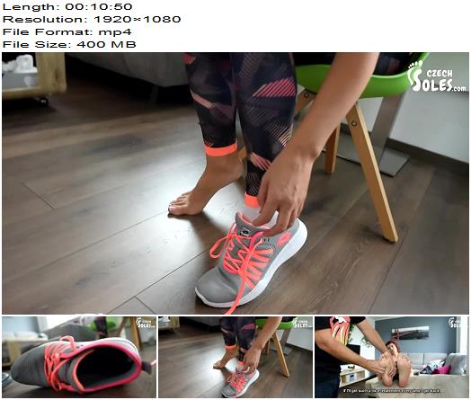 Czech Soles  Taking care of her smelly feet after gym workout  Footworship preview