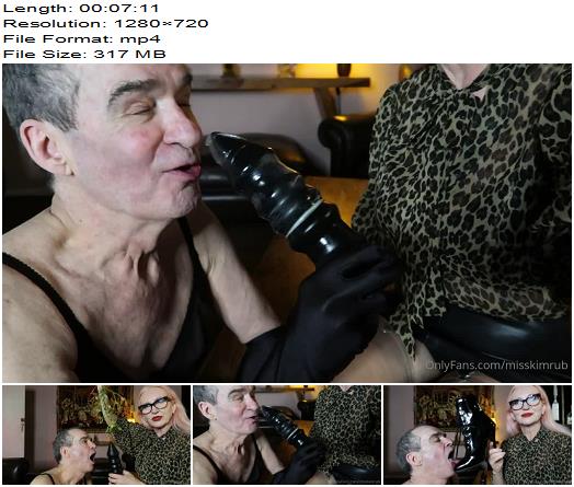 Miss Kim Rub leaked  Under The Mistletoe  Shoe  Boot Worship preview