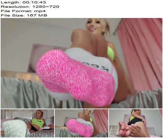 Goddess Taylor Knight  My Stinky Workout Feet  Foot Fetish preview