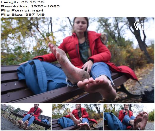 Czech Soles  Megan  Dirty feet in park get cleaned by a stranger preview