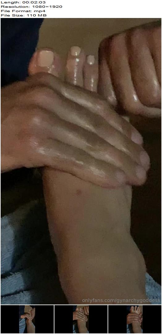 Gynarchy Goddess Close up video of the long oily foot massage I enjoyed preview