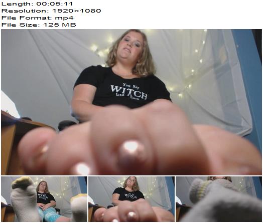 Goddess Lisa Lux  Foot Bitch Treat preview