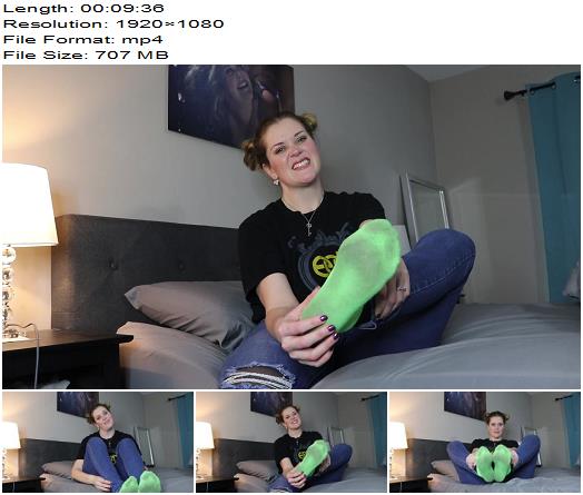 Goddess Lisa Lux Stinky Sock JOI preview