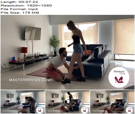 MasterrrVids Rebecca Ballbusting In Jean Shorts preview