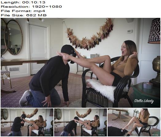 Stella Liberty  sniffing stilettos and soles preview