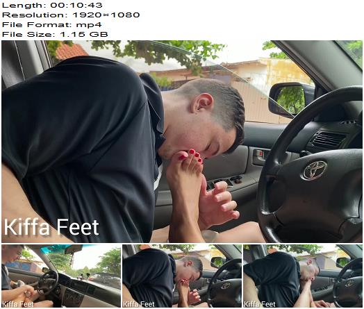 Kiffa Feet Deusa  Goddess Kiffa Public EP 1  humiliation foot smell and foot worship on street preview