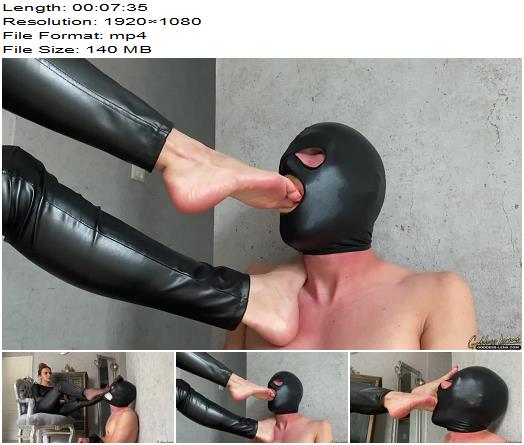 Goddess Lena Foot inhalation and then licking preview