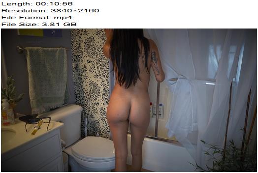 Sloansmoans Watching Mommy Pee 4K preview