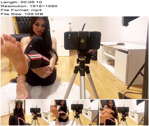 Evil Woman  Bare Feet Tease Clip I Miss The Real Time Sessions So Much preview