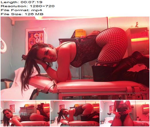 Goddess Vivienne Lamour  Goddess Worship Clip preview