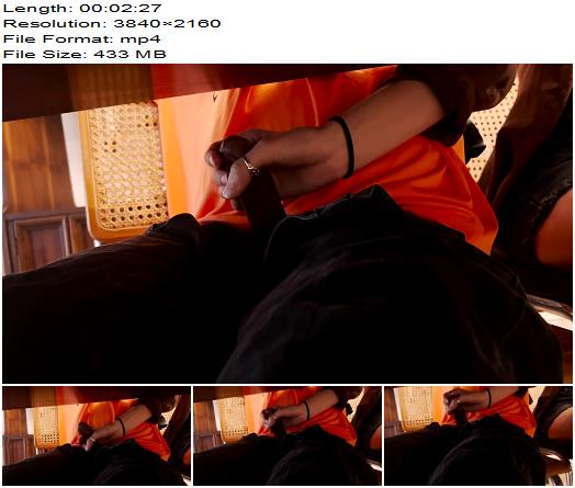 thegoddesslexi White Teen Goddess Jerks Off BBC preview