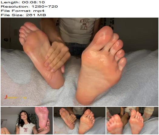 Cyberbully Gigi  Your Greatest Temptation My Feet preview