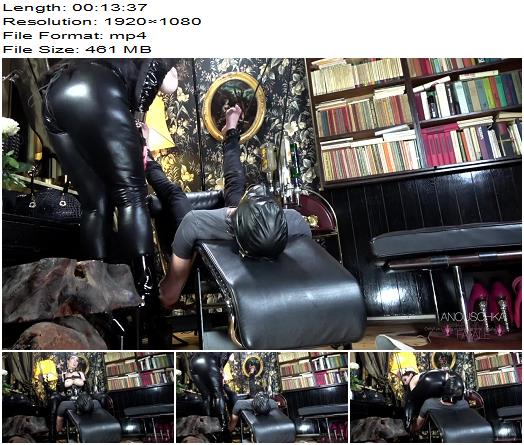 Anouschka Femme Fatale  Face Sitting Satisfaction preview