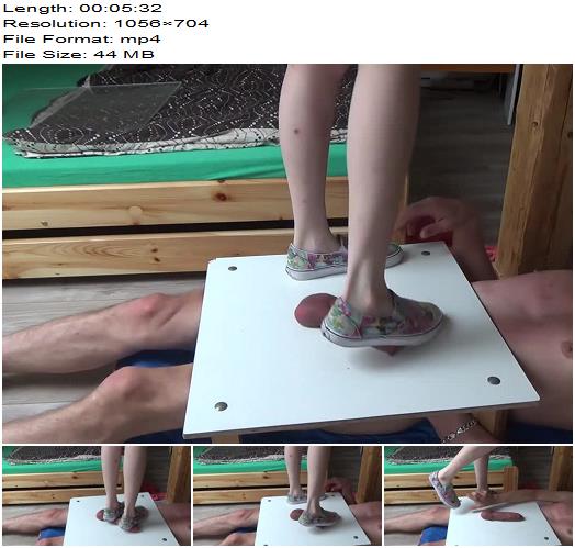 VIP Crusher 40  Cruel Sneakers Cock Balls Trample Crushing preview