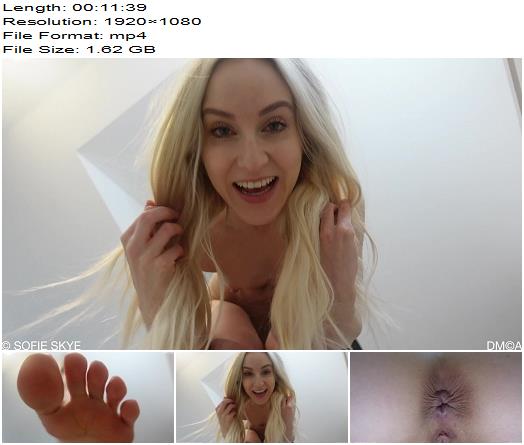 Sofie Skye  Giantess Big Feet Crawling In Her Ass preview