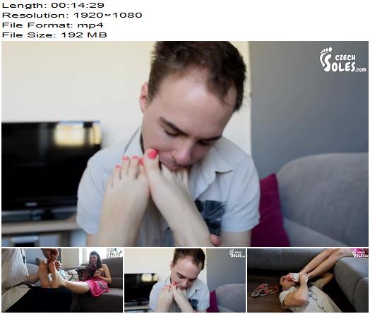 Czech Soles  Hot day in a waiting room preview