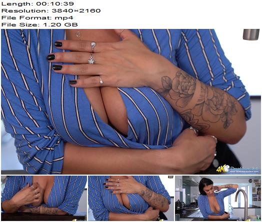 DownBlouse Jerk Roxy Mendez Soapy Tits preview