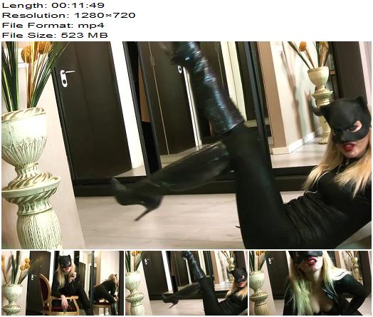 Goddess Celine  Batman Defeated By Catwoman preview