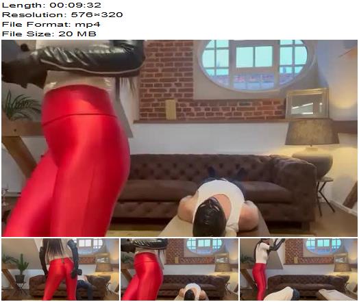 Lady Nikita  facesitting sexy leggins preview