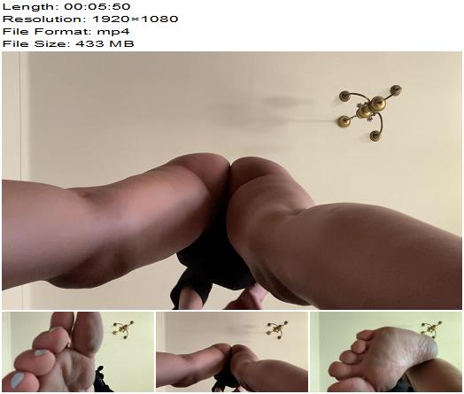 Feetwonders  Giantess makes the tiny clean her feet preview