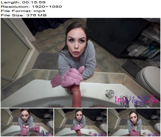 ImMeganLive  A STEPMOMS TOUCH SNEAKY IN THE BATH preview