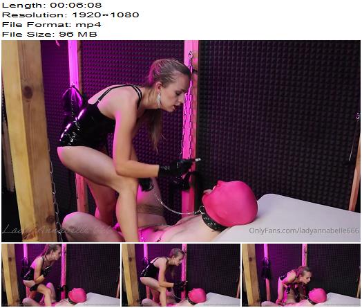 LadyAnnabelle666 My pink ashtray preview