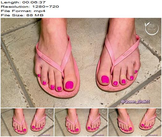 Queen Shakti  Jerk on my pink toes preview
