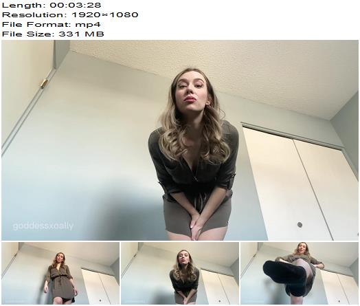 Goddessxoally  Squished like a bug preview