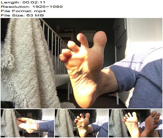 Gynarchy Goddess  Rise and shine  Say good morning to my feet preview