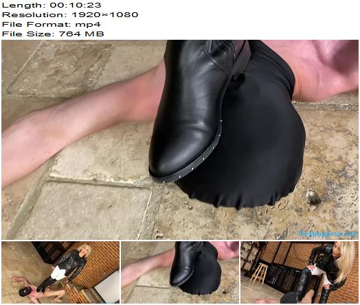 Mistress Courtney Dont call me short preview