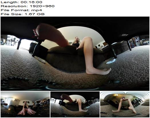 Tinyguycustoms  Zaurus Girlfriend Feet Shrunken Surprise  VR360 preview