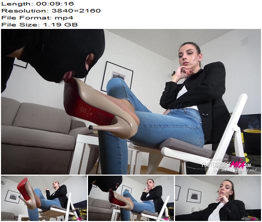 Foot Goddess Mia  Sweaty feet after work  part 1 preview