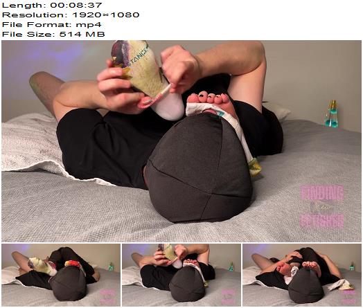 Finding New Fetishes  Stinky Sock Handjob preview