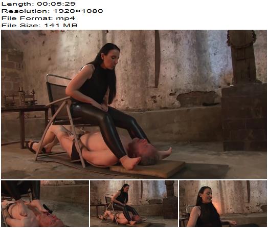 Mistress Luciana  Luciana di Domizio  Face Slapping With Feets preview