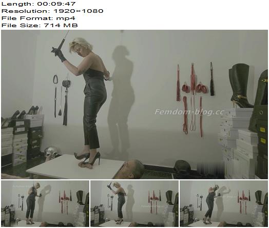 Lady Latisha  Trample Shoejob in SO KATE 120 by CHRISTIAN LOUBOUTIN preview