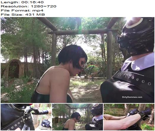 Queens of Kink  Outdoor Latex Bondage Games preview