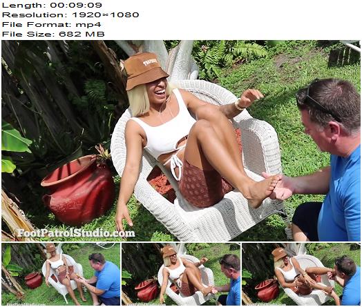 Pedi Police The Banana Challenge with Cookiee preview