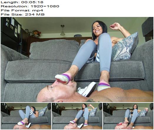 Goddess Zephy  My Gym Socks Worn For 2 Weeks Straight preview