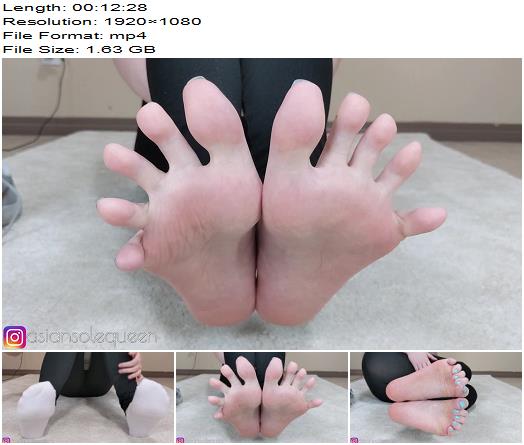 asiansolequeen  Sweaty Smelly Sock and Shoe Removal JOI preview