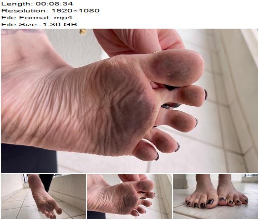 Goddess Grazi Come clean my dirty feet preview