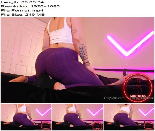 Mistress Vera Sometimes after My workout I like to just relax while sitting on My slaves face preview