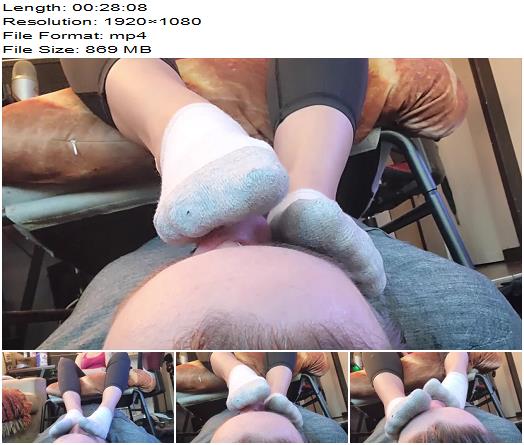 VANCITYSOCKS  Smushed Face Under Foot After The Gym preview